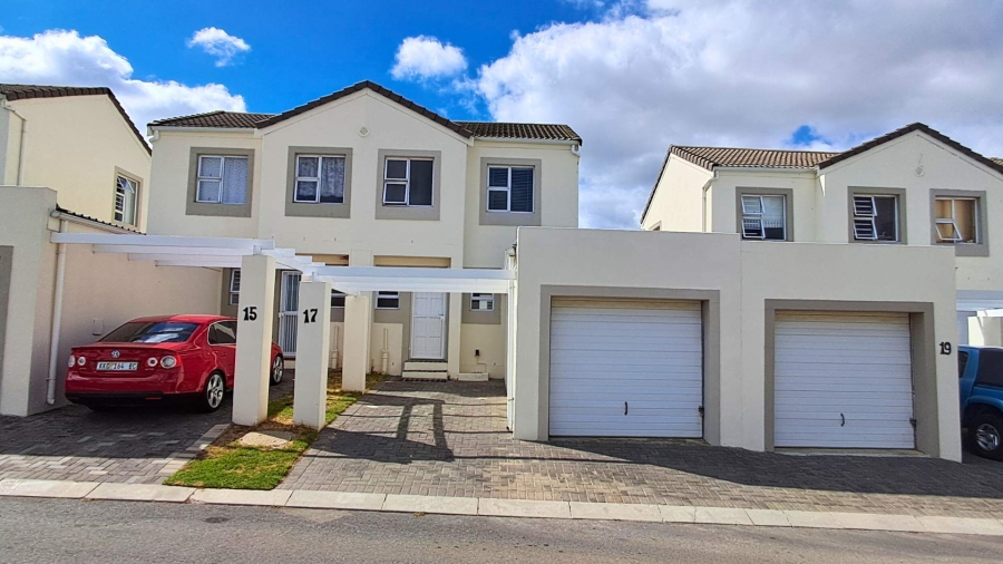 To Let 2 Bedroom Property for Rent in Somerset West Western Cape